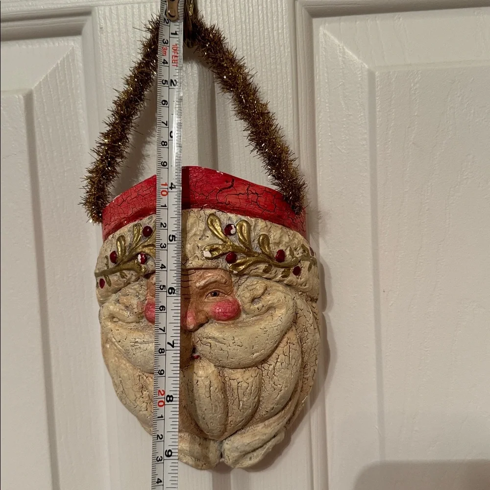 vintage-style, crackle-finish resin or plaster Santa Claus figurine / Vase